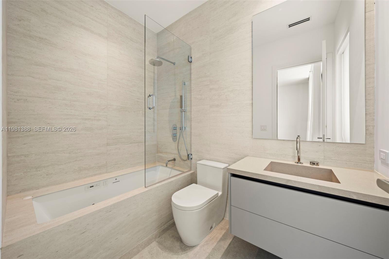 7700 SW 50th Ct Miami, FL 33143