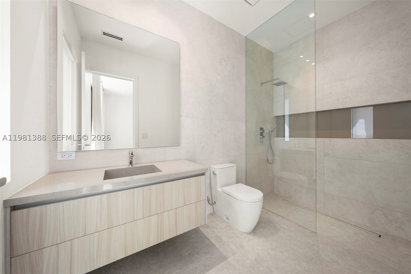 7700 SW 50th Ct Miami, FL 33143