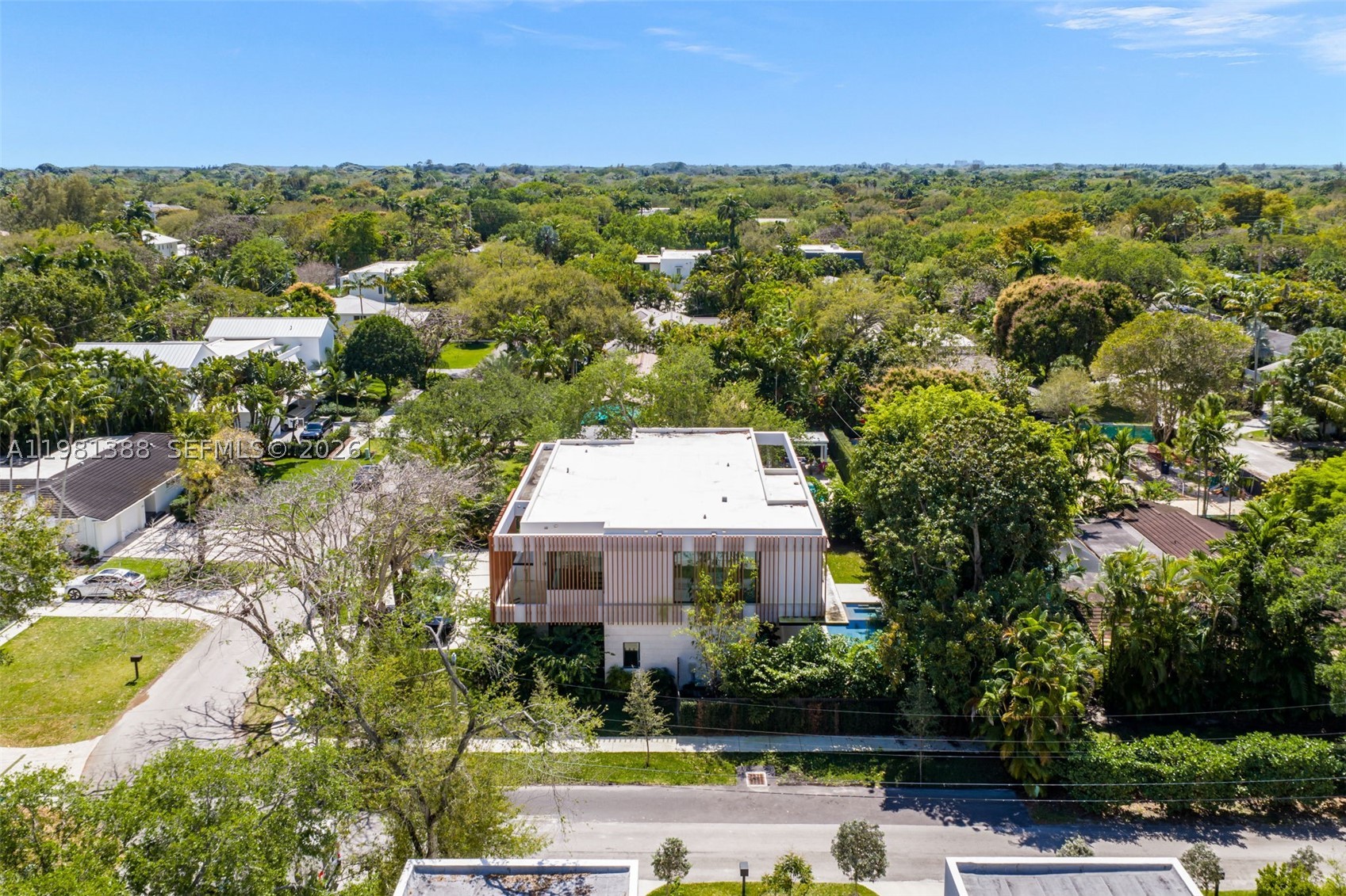 7700 SW 50th Ct Miami, FL 33143