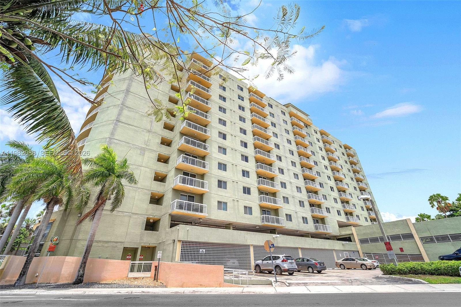 816 NW 11th St #801 Miami, FL 33136