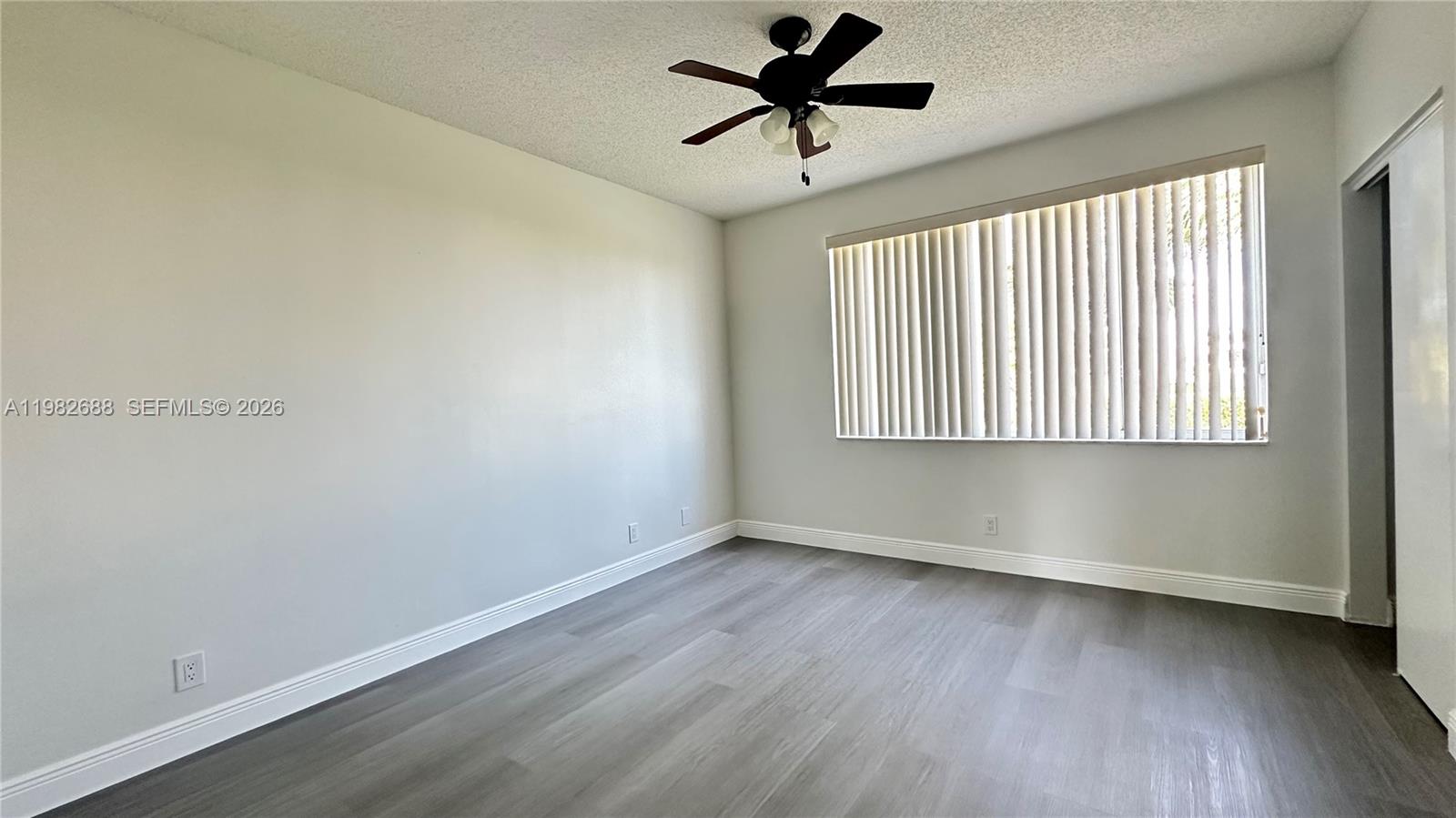 16769 Hemingway Dr Weston, FL 33326