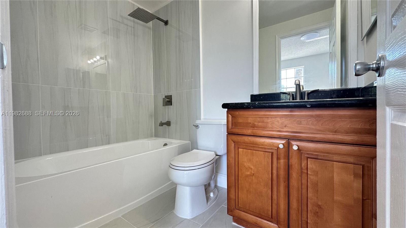 16769 Hemingway Dr Weston, FL 33326