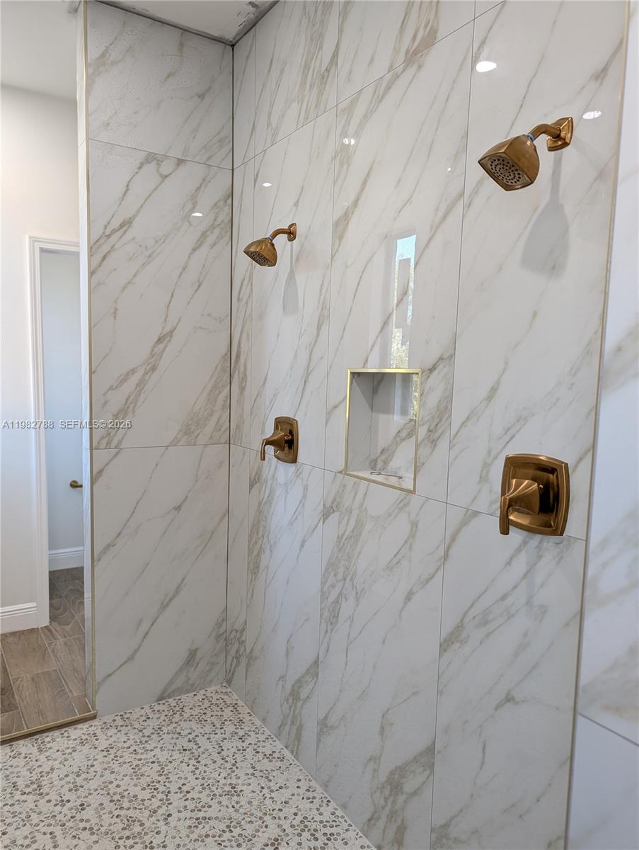 861 Bancroft Lehigh Acres, FL 33974