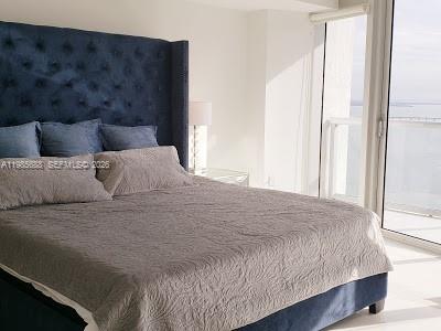 image Icon Brickell II3