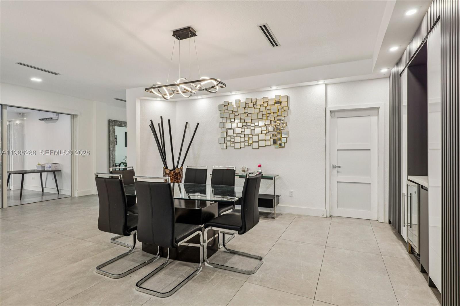 11280 NW 77th Ter Doral, FL 33178