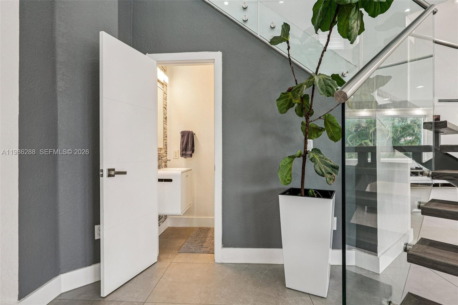 11280 NW 77th Ter Doral, FL 33178