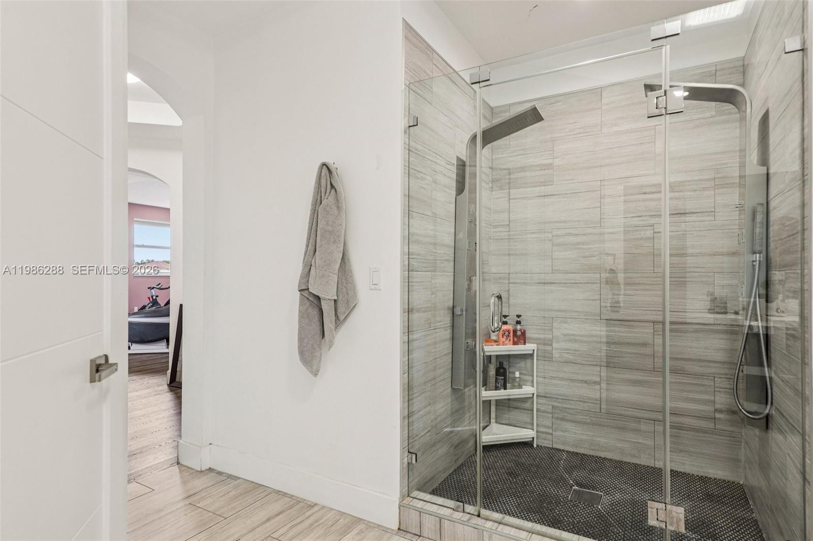 11280 NW 77th Ter Doral, FL 33178