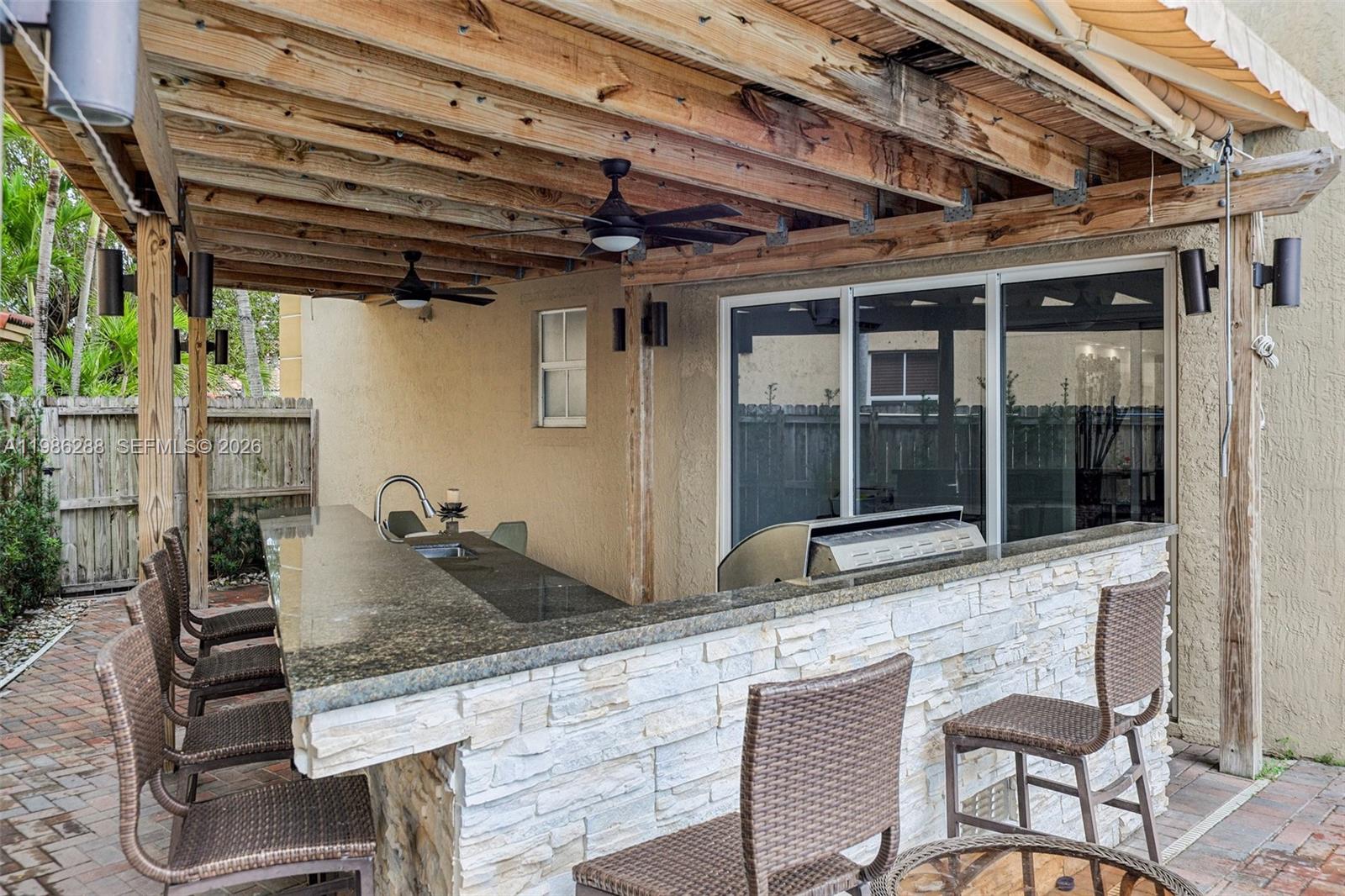 11280 NW 77th Ter Doral, FL 33178