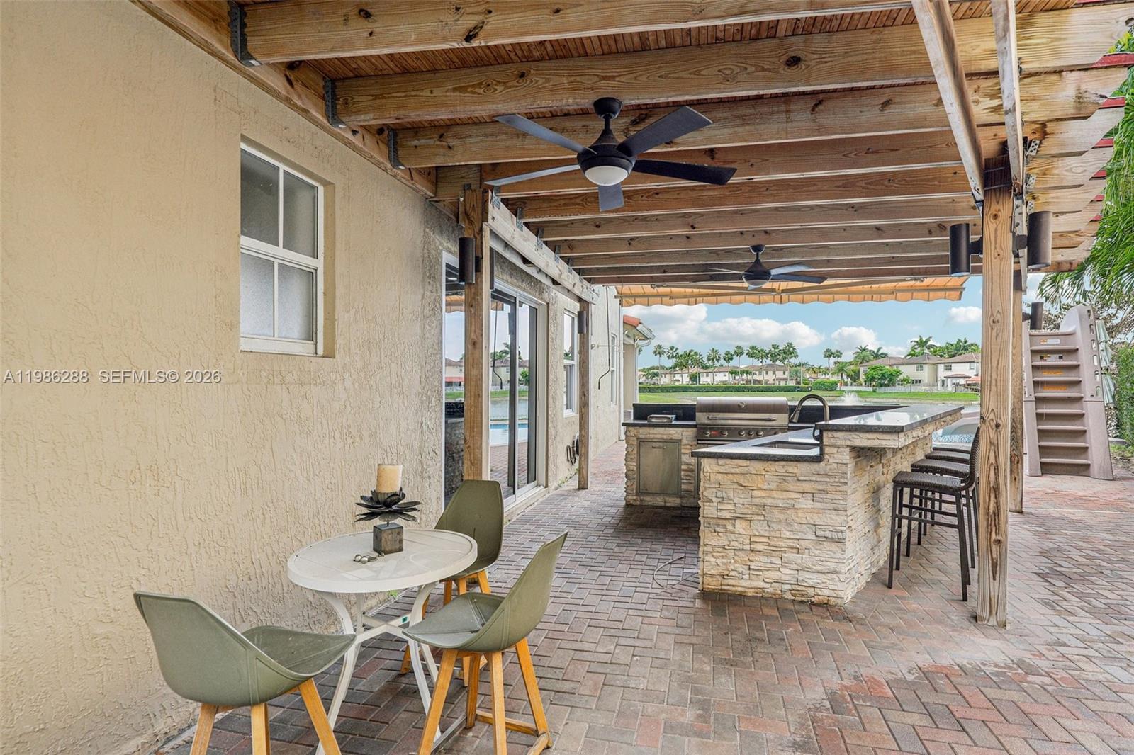 11280 NW 77th Ter Doral, FL 33178