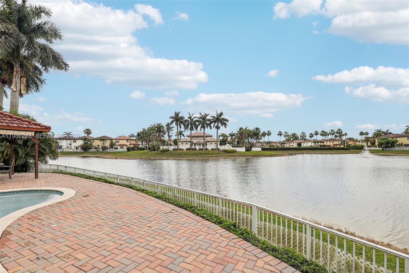 11280 NW 77th Ter Doral, FL 33178