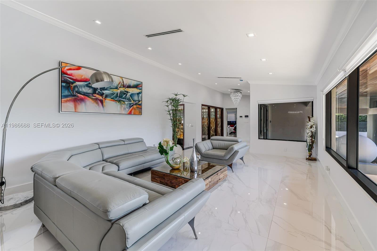 13801 SW 34th St Miami, FL 33175