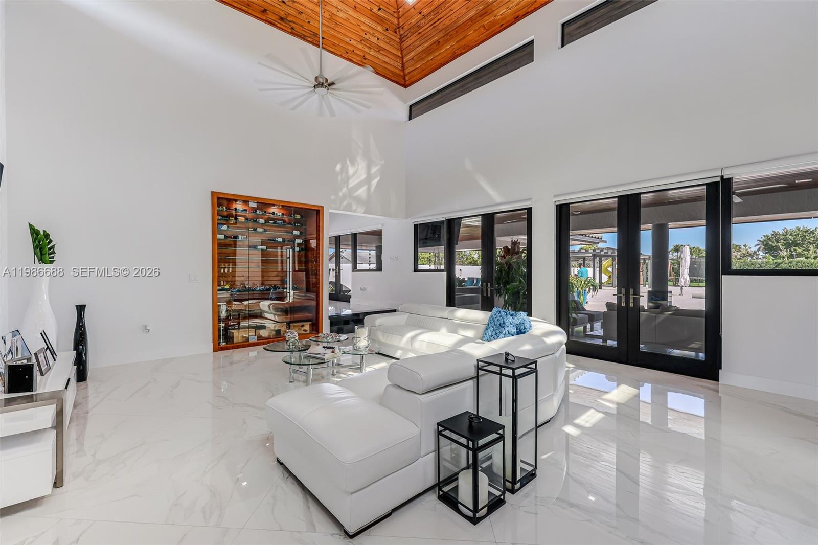 13801 SW 34th St Miami, FL 33175