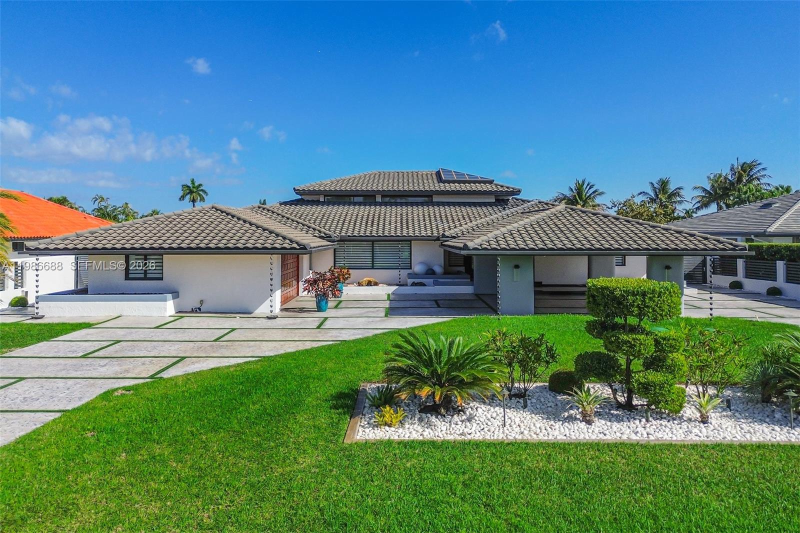 13801 SW 34th St Miami, FL 33175