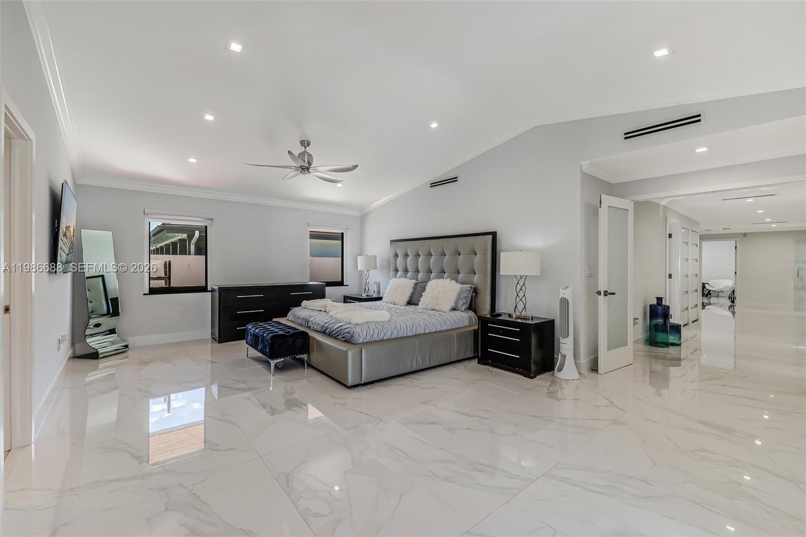 13801 SW 34th St Miami, FL 33175