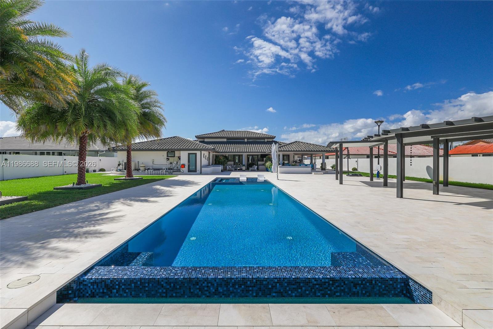 13801 SW 34th St Miami, FL 33175