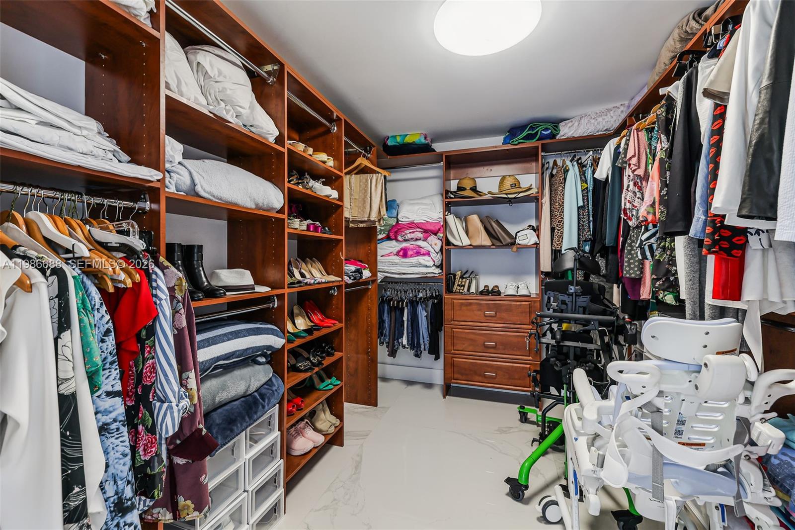 13801 SW 34th St Miami, FL 33175