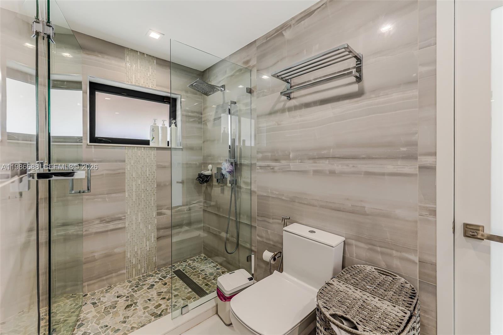 13801 SW 34th St Miami, FL 33175