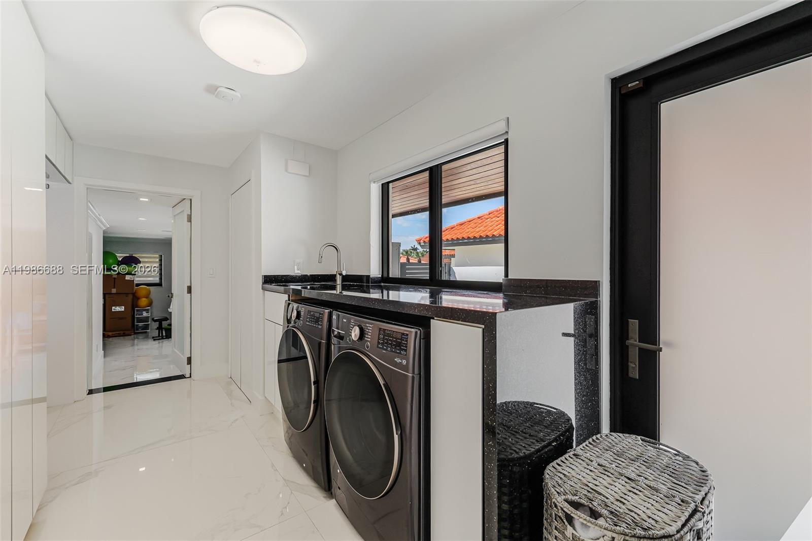 13801 SW 34th St Miami, FL 33175