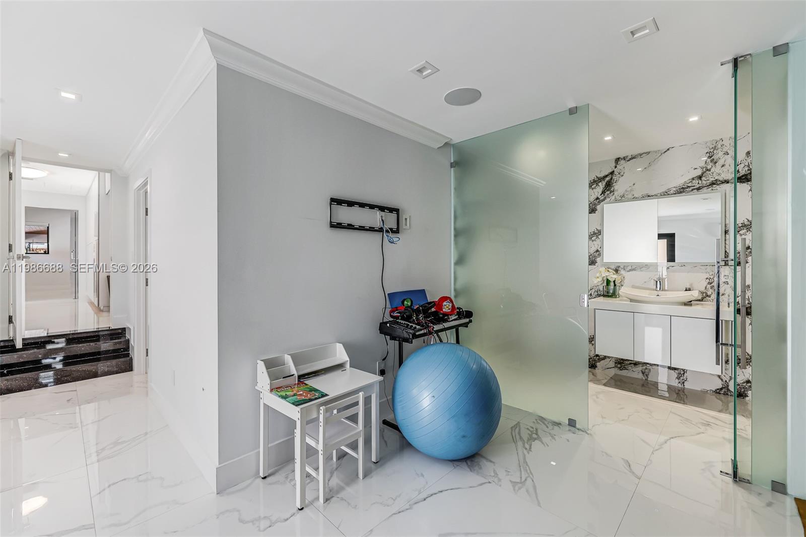 13801 SW 34th St Miami, FL 33175