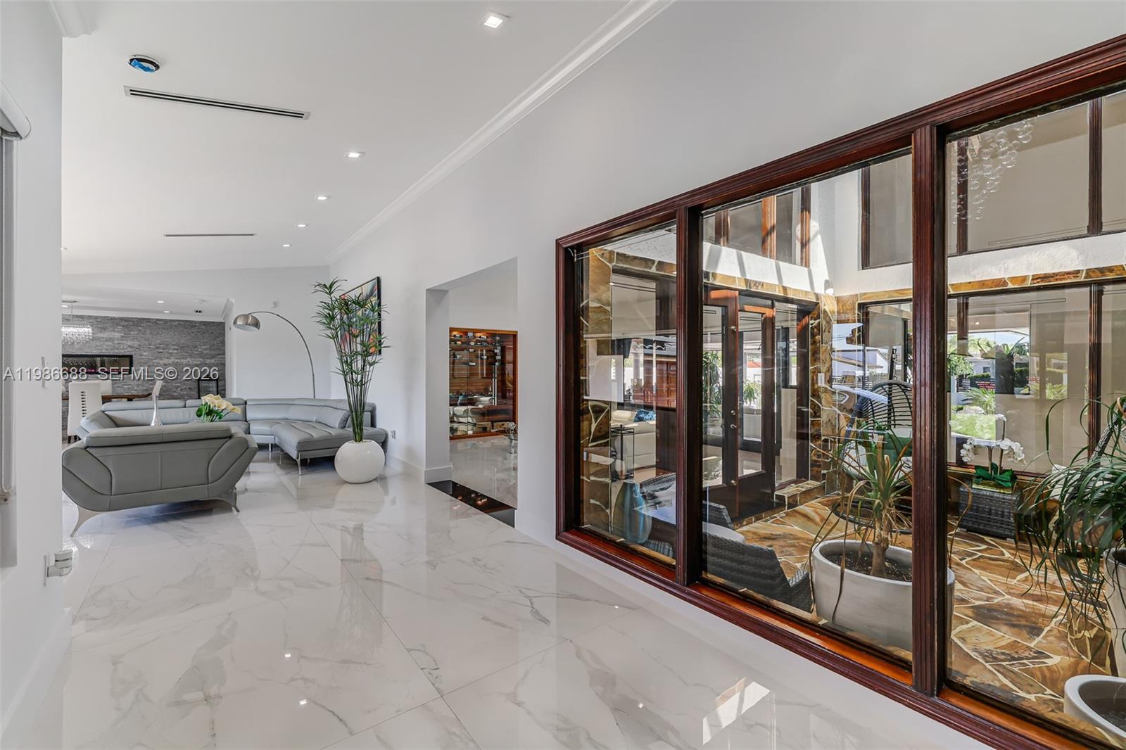 13801 SW 34th St Miami, FL 33175