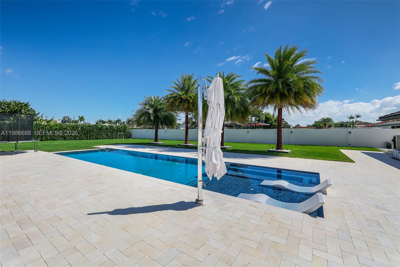 13801 SW 34th St Miami, FL 33175