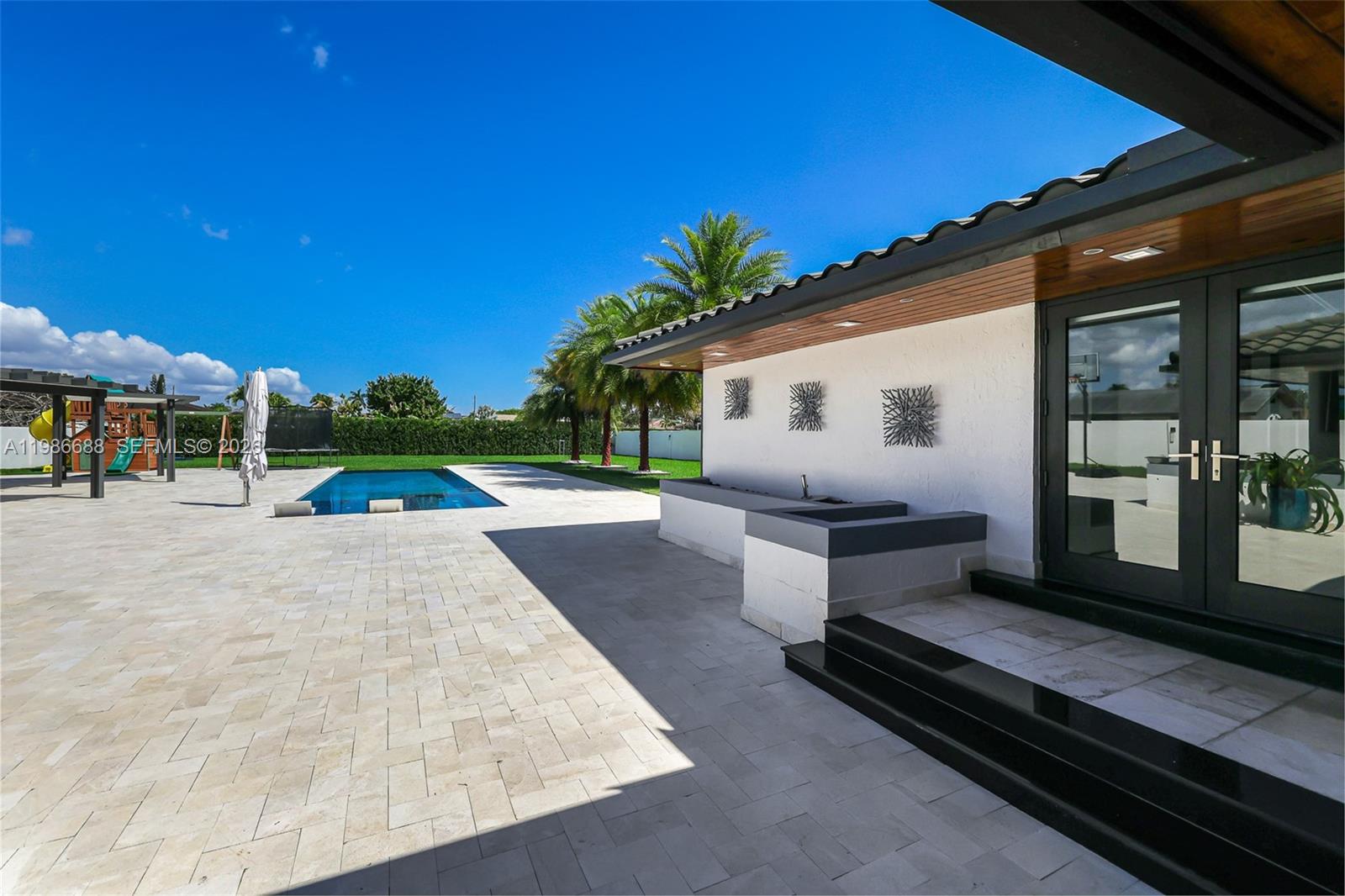 13801 SW 34th St Miami, FL 33175