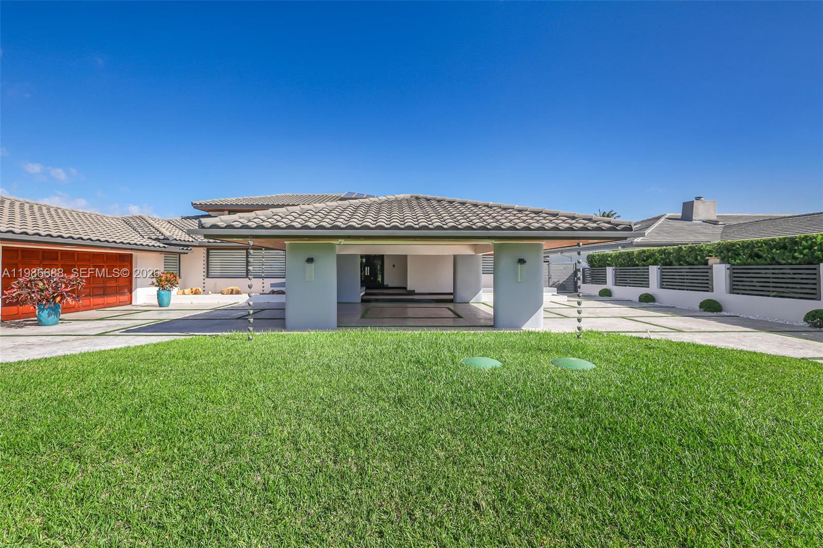 13801 SW 34th St Miami, FL 33175