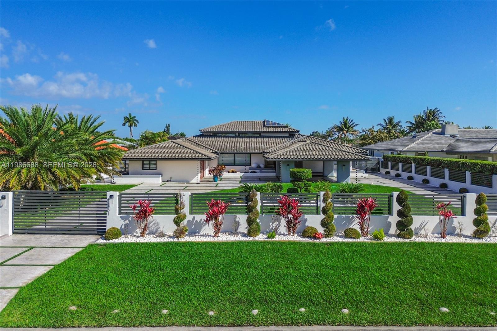 13801 SW 34th St Miami, FL 33175