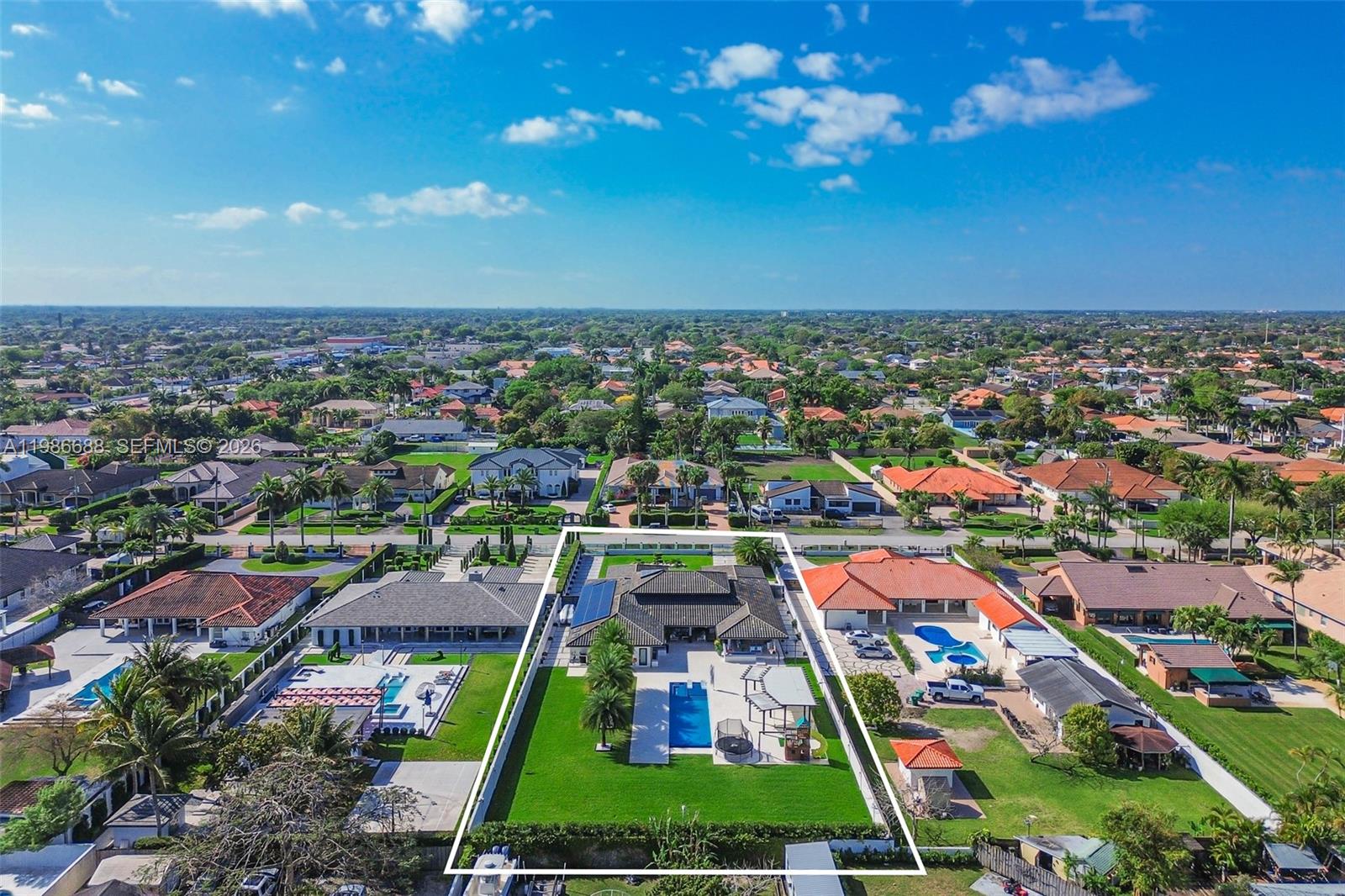 13801 SW 34th St Miami, FL 33175