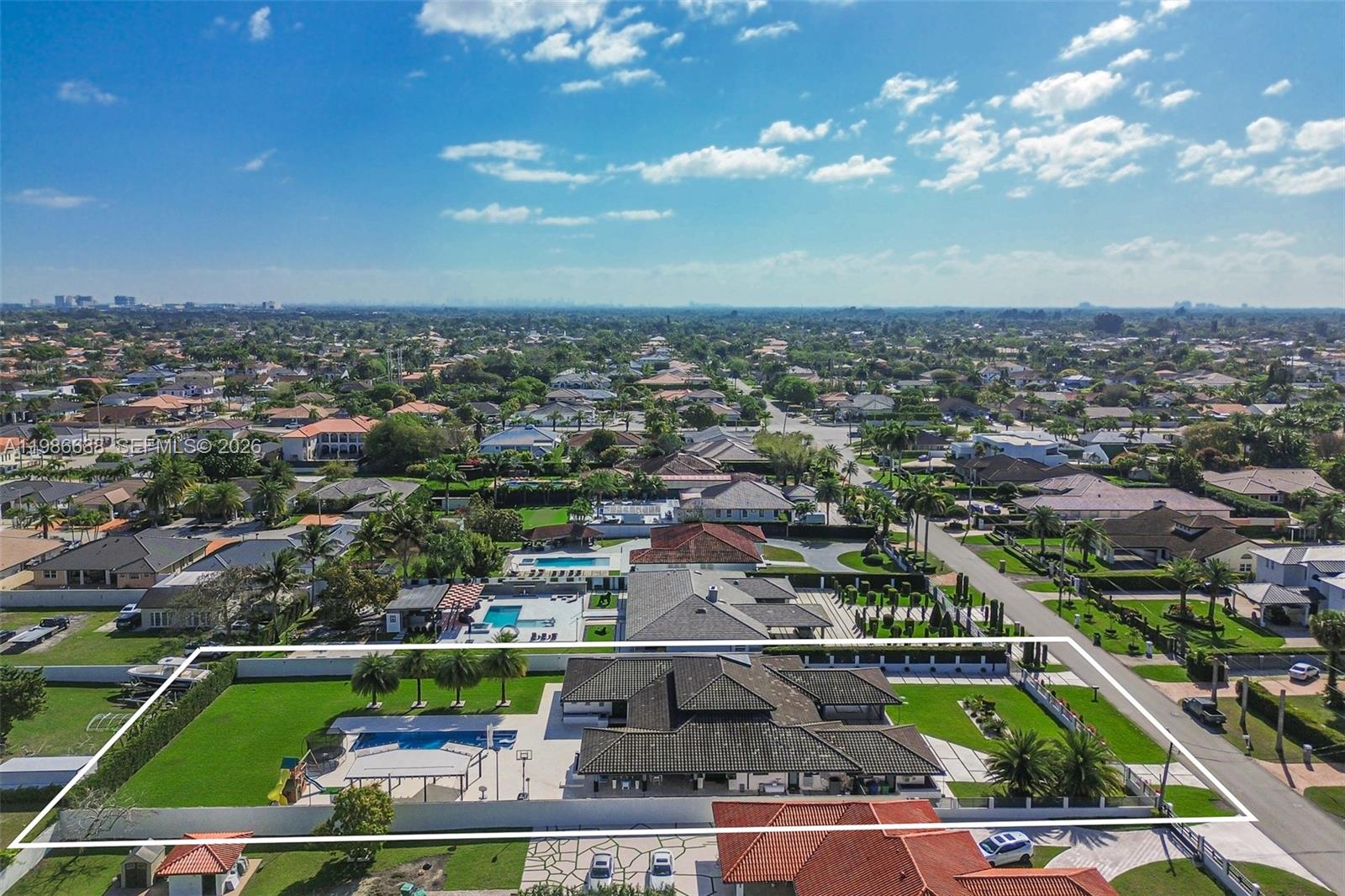 13801 SW 34th St Miami, FL 33175