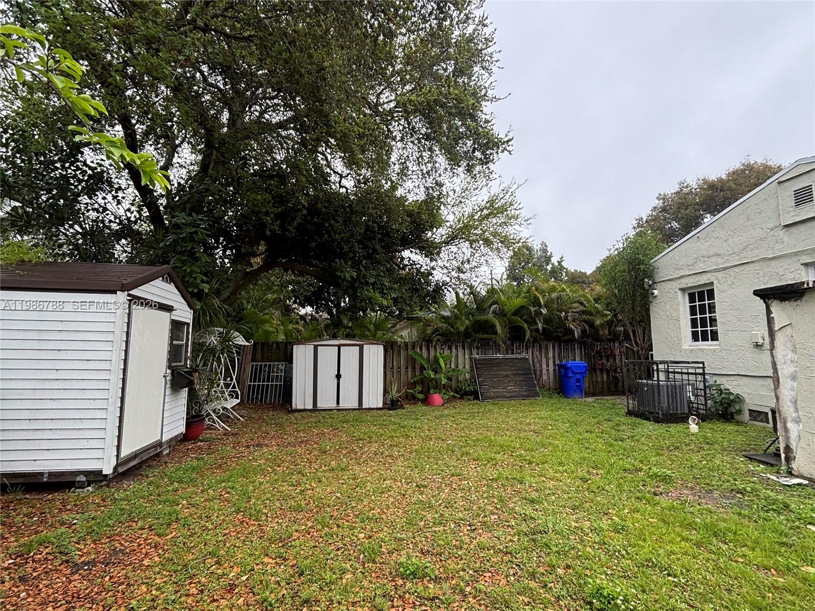 521 NW 48th St Miami, FL 33127