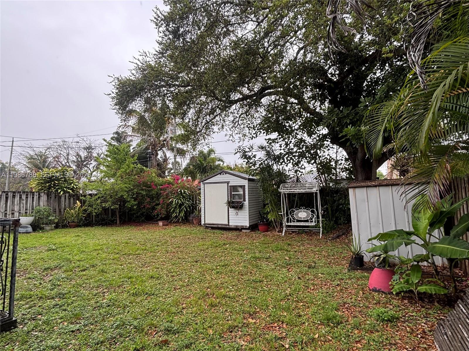 521 NW 48th St Miami, FL 33127