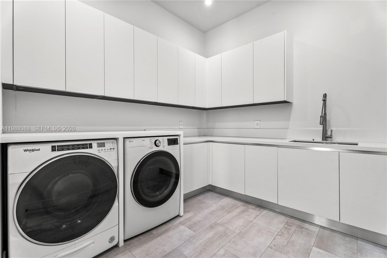 6285 Old Cutler Rd Pinecrest, FL 33156