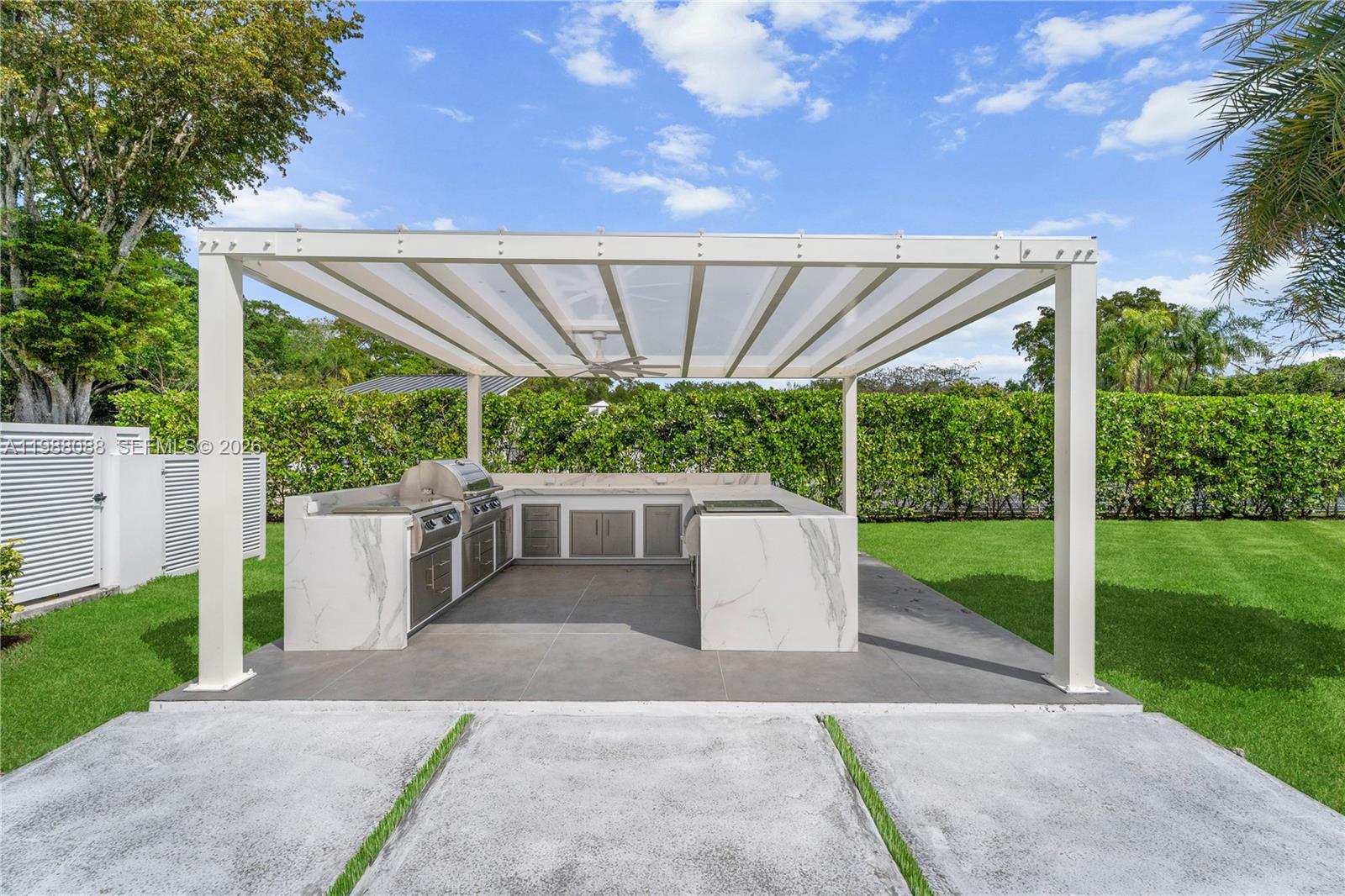 6285 Old Cutler Rd Pinecrest, FL 33156