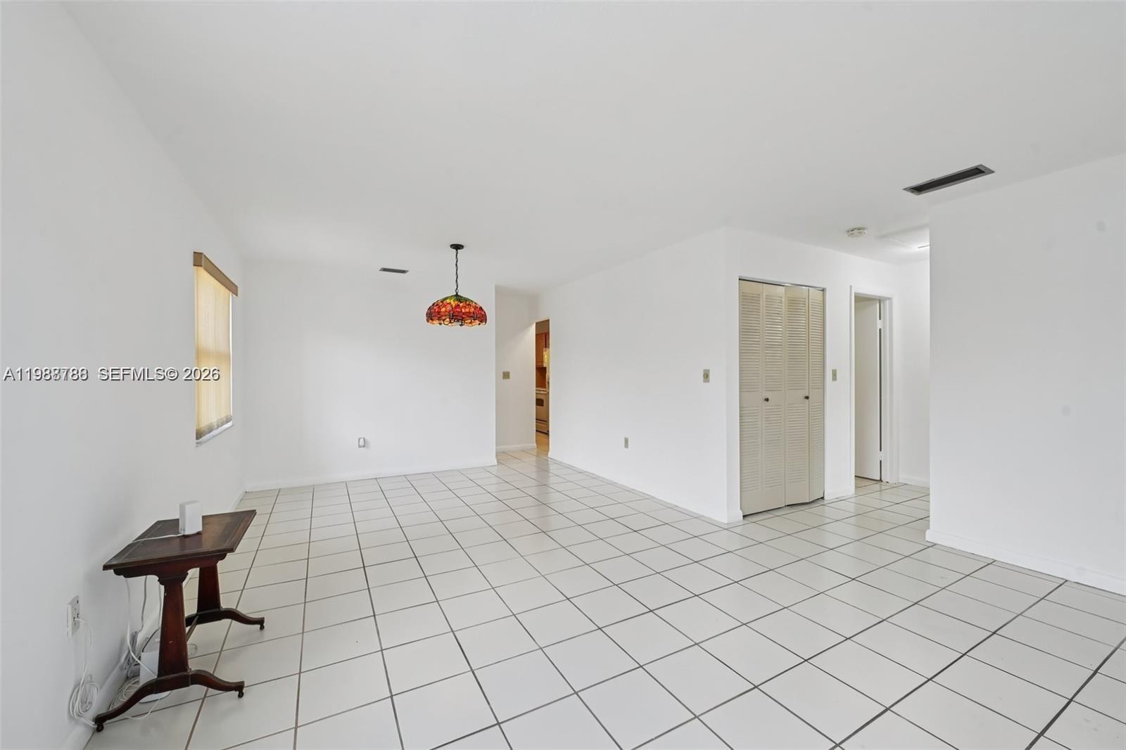 9585 SW 1st Ter Miami, FL 33174