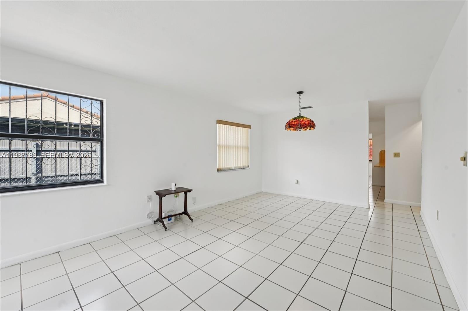 9585 SW 1st Ter Miami, FL 33174