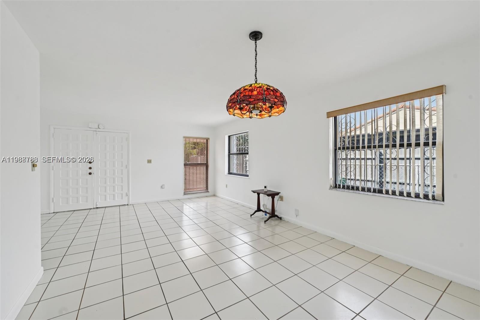 9585 SW 1st Ter Miami, FL 33174