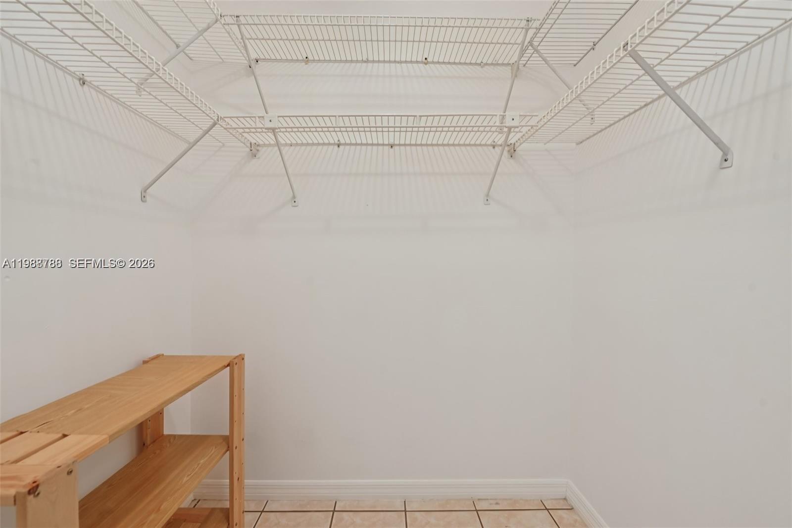 9585 SW 1st Ter Miami, FL 33174