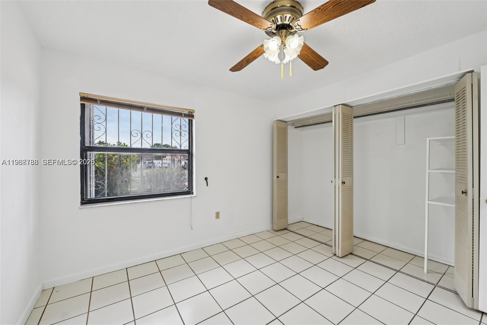 9585 SW 1st Ter Miami, FL 33174