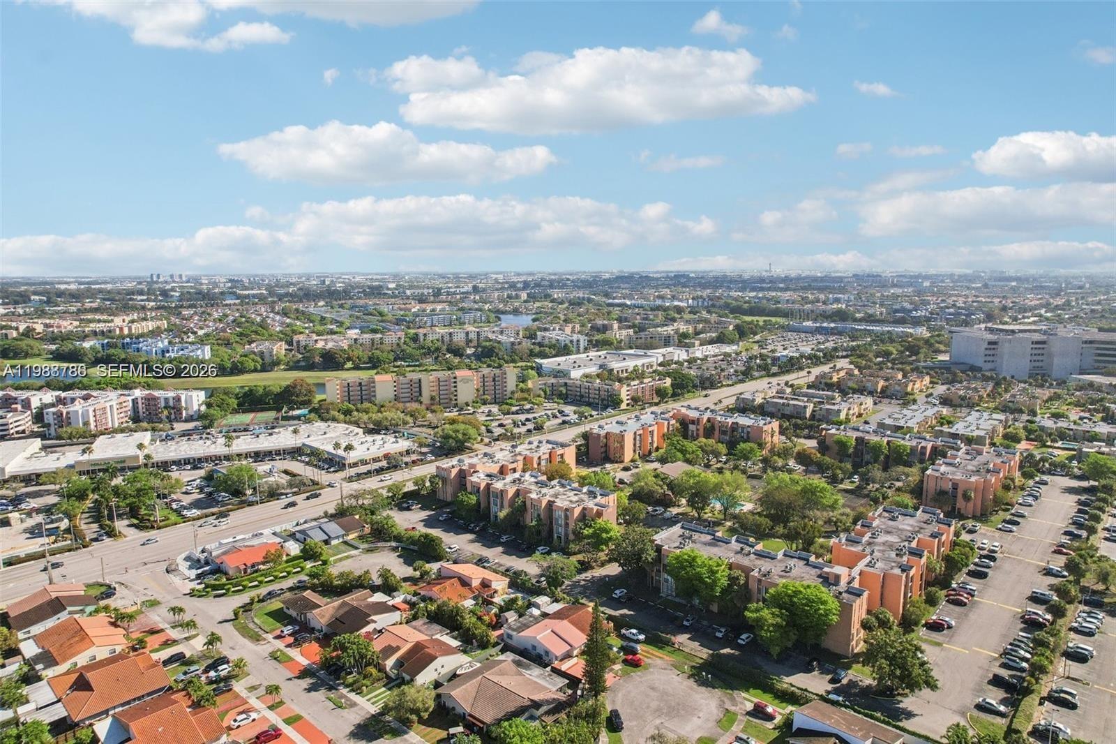 9585 SW 1st Ter Miami, FL 33174