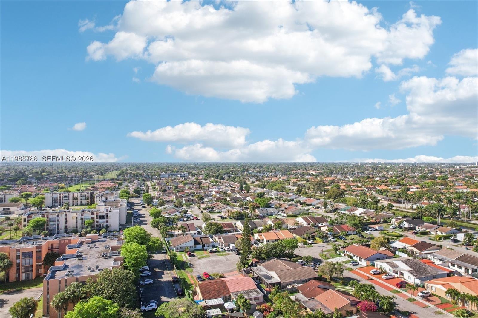 9585 SW 1st Ter Miami, FL 33174