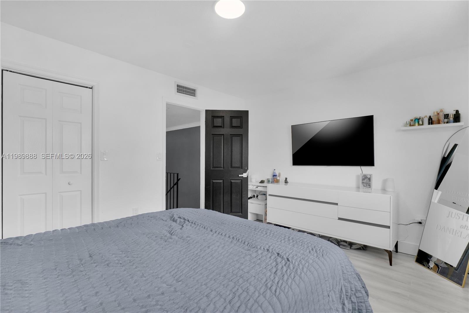 9956 SW 88th St #128-1 Miami, FL 33176