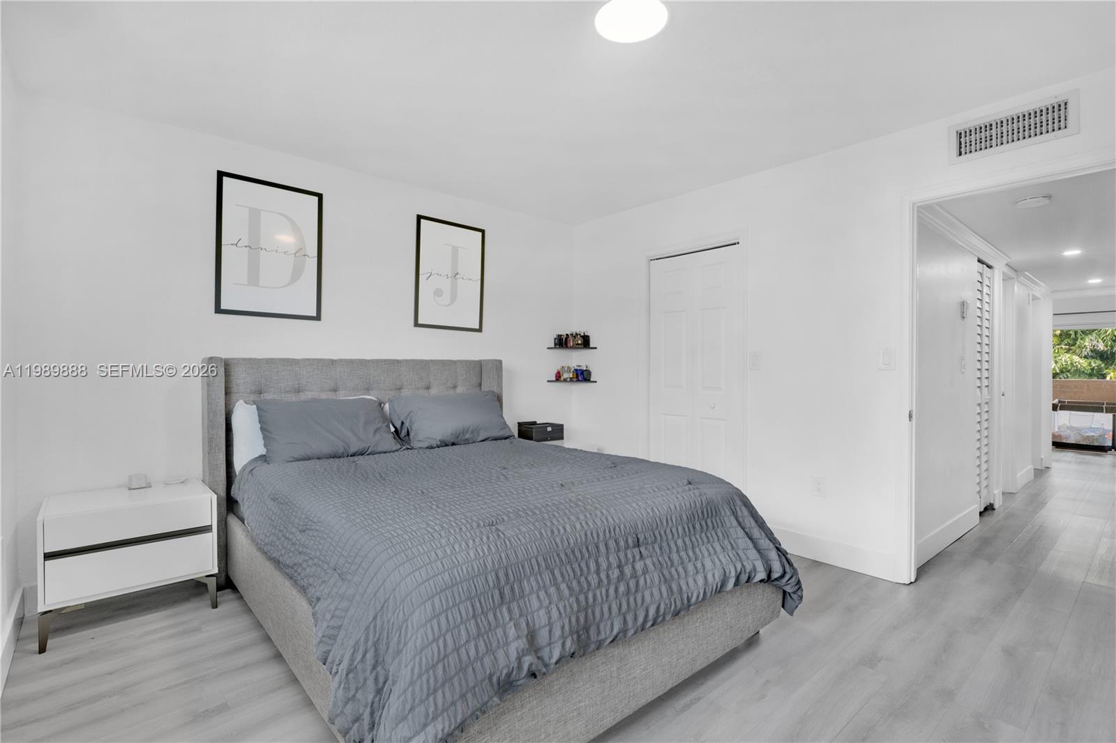 9956 SW 88th St #128-1 Miami, FL 33176