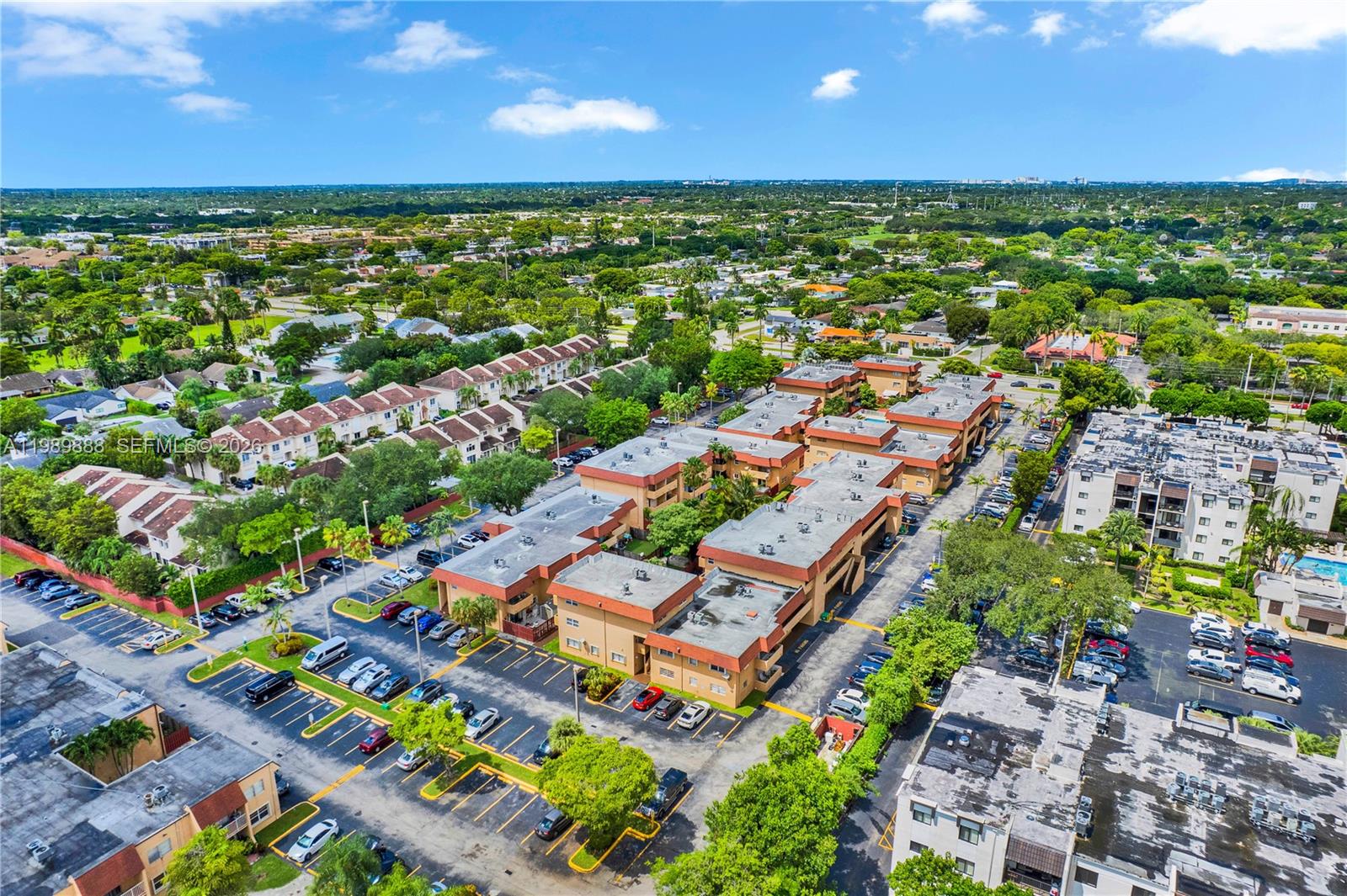 9956 SW 88th St #128-1 Miami, FL 33176