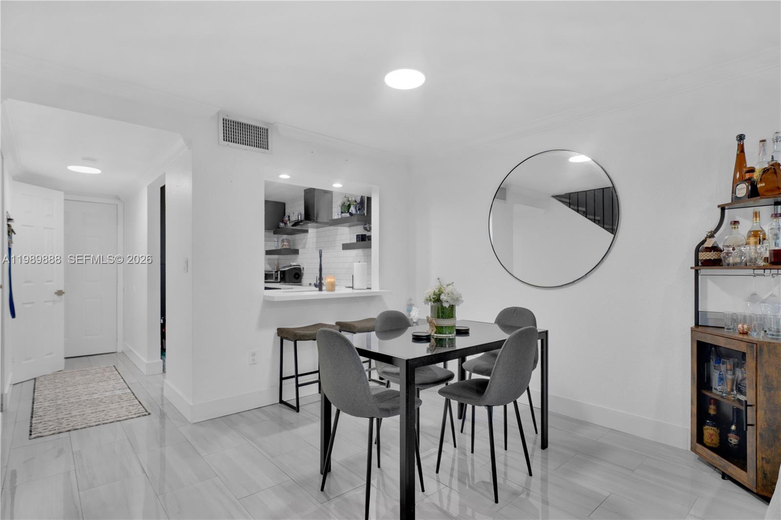 9956 SW 88th St #128-1 Miami, FL 33176