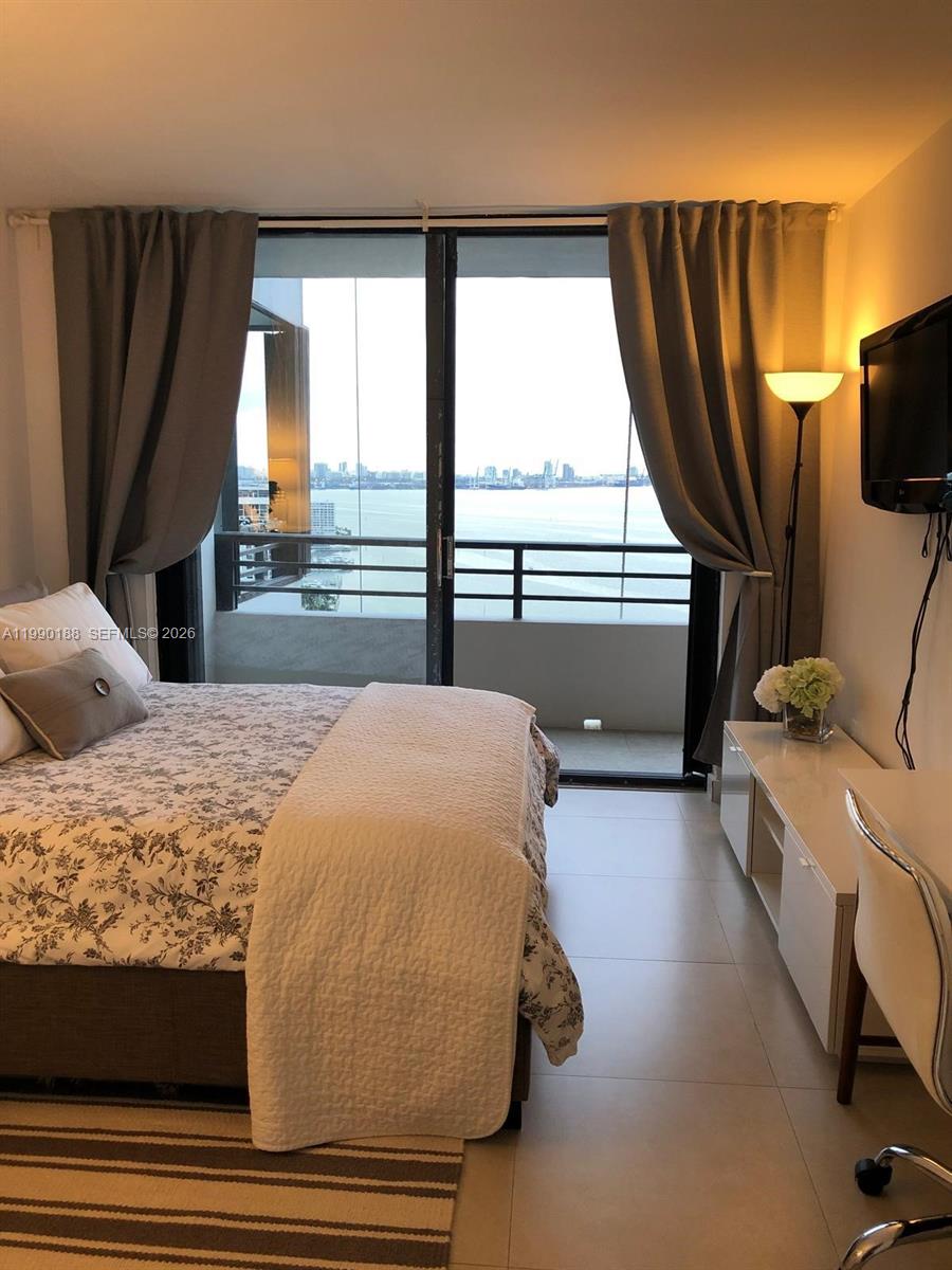 image Brickell Bay Club12