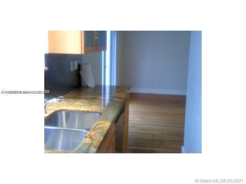 329 W 28th St Miami Beach, FL 33140