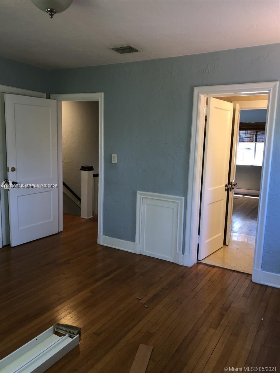 329 W 28th St Miami Beach, FL 33140