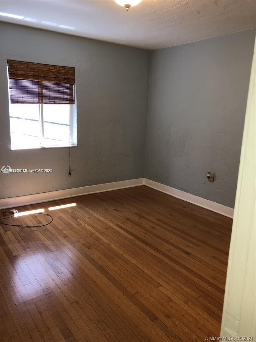 329 W 28th St Miami Beach, FL 33140