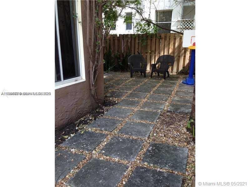 329 W 28th St Miami Beach, FL 33140